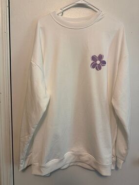 Unbranded White Crewneck Sweatshirt with Purple Flower